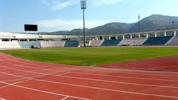 &Kappa;&alpha;&iota; &omicron; &Delta;ή&mu;&omicron;&sigmaf; &Beta;ό&lambda;&omicron;&upsilon; &sigma;&upsilon;&mu;&mu;&epsilon;&tau;έ&chi;&epsilon;&iota; &sigma;&tau;&omicron;&nu; &epsilon;&xi;&omicron;&pi;&lambda;&iota;&sigma;&mu;ό &tau;&omicron;&upsilon; &Pi;&alpha;&nu;&theta;&epsilon;&sigma;&sigma;&alpha;&lambda;&iota;&kappa;&omicron;ύ