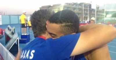 &Tau;&iota;&phi;&lambda;ί&delta;&alpha; 2016: &Tau;&omicron; &phi;&alpha;&beta;&omicron;&rho;ί έ&kappa;&alpha;&nu;&epsilon; &tau;&eta; &delta;&omicron;&upsilon;&lambda;&epsilon;&iota;&alpha; &tau;&omicron;&upsilon; ... &chi;&rho;&upsilon;&sigma;ό &mu;&epsilon;&tau;ά&lambda;&lambda;&iota;&omicron; &gamma;&iota;&alpha; &tau;&omicron;&nu; &Kappa;&alpha;&rho;&alpha;&lambda;ή