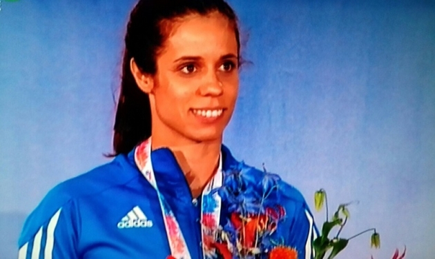 &Lambda;&omicron;&nu;&delta;ί&nu;&omicron; 2017: &Eta; &Sigma;&tau;&epsilon;&phi;&alpha;&nu;ί&delta;&eta; έ&kappa;&alpha;&nu;&epsilon; &tau;&eta; &delta;&omicron;&upsilon;&lambda;&epsilon;&iota;ά &tau;&eta;&sigmaf;...έ&phi;&upsilon;&gamma;&epsilon; &gamma;&iota;&alpha; &tau;&epsilon;&lambda;&iota;&kappa;ό