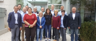 &Sigma;&upsilon;&nu;&epsilon;&delta;&rho;ί&alpha;&sigma;&epsilon; &eta; &Epsilon;&pi;&iota;&tau;&rho;&omicron;&pi;ή &Alpha;&gamma;ώ&nu;&omega;&nu; &tau;&eta;&sigmaf; &Epsilon;&Alpha;&Alpha;