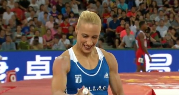 &Eta; &Kappa;&upsilon;&rho;&iota;&alpha;&kappa;&omicron;&pi;&omicron;ύ&lambda;&omicron;&upsilon; &epsilon;&pi;έ&sigma;&tau;&rho;&epsilon;&psi;&epsilon; &gamma;&epsilon;&mu;ά&tau;&eta; &epsilon;&nu;έ&rho;&gamma;&epsilon;&iota;&alpha; &kappa;&alpha;&iota; &mu;&epsilon; &upsilon;&psi;&eta;&lambda;&omicron;ύ&sigmaf; &sigma;&tau;ό&chi;&omicron;&upsilon;&sigmaf;