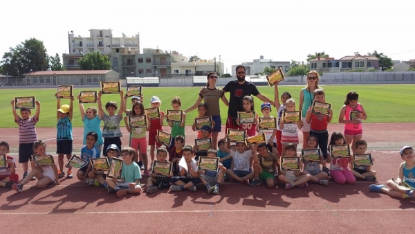 &Delta;&Epsilon;&Lambda;&Tau;&Iota;&Omicron; &Tau;&Upsilon;&Pi;&Omicron;&Upsilon; - &Tau;&epsilon;&lambda;&epsilon;&upsilon;&tau;&alpha;ί&omicron;&sigmaf; &alpha;&gamma;ώ&nu;&alpha;&sigmaf; &tau;&omega;&nu; &alpha;&kappa;&alpha;&delta;&eta;&mu;&iota;ώ&nu; &tau;&eta;&sigmaf; &Alpha;&Theta;&Lambda;&Omicron;&Kappa;&Iota;&Nu;&Eta;&Sigma;&Eta;&Sigma; &gamma;&iota;&alpha; &tau;&eta;&nu; &sigma;&epsilon;&zeta;ό&nu; 2014-2015