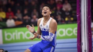 &Omicron; &Epsilon;&mu;&mu;&alpha;&nu;&omicron;&upsilon;ή&lambda; &Kappa;&alpha;&rho;&alpha;&lambda;ή&sigmaf; έ&lambda;&alpha;&beta;&epsilon; ...&gamma;&rho;ά&mu;&mu;&alpha; &alpha;&pi;ό &tau;&omicron; &Mu;&omicron;&nu;&alpha;&kappa;ό