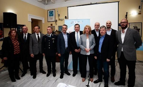 &Omicron; &Alpha;&Mu;&Alpha; &mu;&pi;ή&kappa;&epsilon; &sigma;&epsilon; &nu;έ&alpha; &epsilon;&pi;&omicron;&chi;ή, &pi;&epsilon;&rho;ί&pi;&omicron;&upsilon; 63.000 &delta;&rho;&omicron;&mu;&epsilon;ί&sigmaf; &theta;&alpha; &sigma;&upsilon;&mu;&mu;&epsilon;&tau;ά&sigma;&chi;&omicron;&upsilon;&nu; &sigma;&tau;&eta; &delta;&iota;&omicron;&rho;&gamma;ά&nu;&omega;&sigma;&eta; &tau;&omicron;&upsilon; 2019