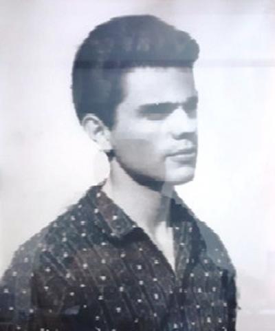 &Theta;&lambda;ί&psi;&eta; &sigma;&tau;&omicron;&nu; &Sigma;&tau;ί&beta;&omicron;, &laquo;έ&phi;&upsilon;&gamma;&epsilon;&raquo; &omicron; &Beta;&alpha;&sigma;ί&lambda;&eta;&sigmaf; &Sigma;&alpha;&kappa;&epsilon;&lambda;&lambda;&alpha;&rho;ά&kappa;&eta;&sigmaf;