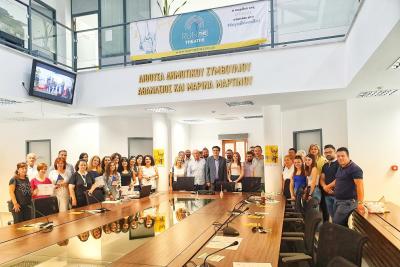 &Delta;&Epsilon;&Lambda;&Tau;&Iota;&Omicron; &Tau;&Upsilon;&Pi;&Omicron;&Upsilon; - &Tau;&epsilon;&lambda;&epsilon;&tau;ή &Alpha;&pi;&omicron;&nu;&omicron;&mu;ώ&nu; &Tau;&iota;&mu;&eta;&tau;&iota;&kappa;ώ&nu; &Delta;&iota;&alpha;&kappa;&rho;ί&sigma;&epsilon;&omega;&nu; &gamma;&iota;&alpha; &tau;&omicron; Run the Theatre