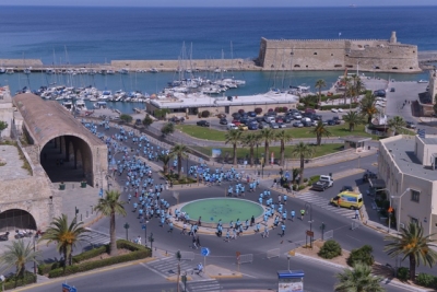 &Tau;&omicron; &Eta;&rho;ά&kappa;&lambda;&epsilon;&iota;&omicron; &gamma;&iota;&omicron;&rho;&tau;ά&zeta;&epsilon;&iota; &mu;&epsilon; Run Greece &kappa;&alpha;&iota; ά&lambda;&lambda;&epsilon;&sigmaf; &epsilon;&kappa;&delta;&eta;&lambda;ώ&sigma;&epsilon;&iota;&sigmaf;