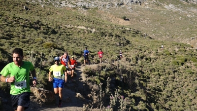 &Delta;&Epsilon;&Lambda;&Tau;&Iota;&Omicron; &Tau;&Upsilon;&Pi;&Omicron;&Upsilon; - &Pi;&rho;&omicron;&kappa;ή&rho;&upsilon;&xi;&eta; 3&omicron;&sigmaf; &Omicron;&rho;&epsilon;&iota;&beta;&alpha;&tau;&iota;&kappa;ό&sigmaf; &alpha;&gamma;ώ&nu;&alpha; &delta;&rho;ό&mu;&omicron;&upsilon; "&Sigma;&tau;&omicron; &mu;&omicron;&nu;&omicron;&pi;ά&tau;&iota; &tau;&omicron;&upsilon; &Pi;&lambda;ά&tau;&omega;&nu;&alpha;"