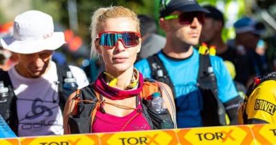 &Omicron;&iota; &gamma;ί&gamma;&alpha;&nu;&tau;&epsilon;&sigmaf; &alpha;&gamma;&kappa;ά&lambda;&iota;&alpha;&sigma;&alpha;&nu; &tau;&eta;&nu; &Alpha;&sigma;&eta;&mu;&iota;&nu;&alpha;