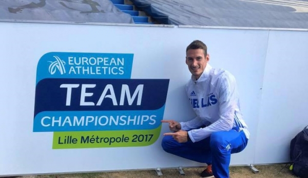 &Omicron; &Pi;&alpha;&nu;&alpha;&gamma;&iota;ώ&tau;&eta;&sigmaf; &Tau;&rho;&iota;&beta;&upsilon;&zeta;ά&sigmaf; &sigma;&tau;&omicron; &gamma;&kappa;&rho;&omicron;&upsilon;&pi; &tau;&omicron;&upsilon; &Pi;&epsilon;&rho;&iota;&kappa;&lambda;ή &Chi;&alpha;&tau;&zeta;&eta;&alpha;&nu;&alpha;&sigma;&tau;&alpha;&sigma;&iota;ά&delta;&eta;