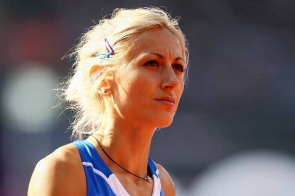 &Eta; &Sigma;&tau;&epsilon;&rho;&gamma;&iota;&omicron;ύ &xi;&epsilon;&kappa;&iota;&nu;ά&epsilon;&iota; &tau;&eta; &chi;&rho;&omicron;&nu;&iota;ά &sigma;&tau;&omicron; &Pi;&epsilon;&kappa;ί&nu;&omicron;