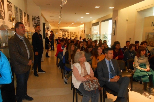 &Mu;&alpha;&theta;&eta;&tau;έ&sigmaf; &tau;&eta;&sigmaf; &Alpha;' &Lambda;&upsilon;&kappa;&epsilon;ί&omicron;&upsilon; &tau;&omega;&nu; &Epsilon;&kappa;&pi;&alpha;&iota;&delta;&epsilon;&upsilon;&tau;&eta;&rho;ί&omega;&nu; &Kappa;&omega;&sigma;&tau;έ&alpha;-&Gamma;&epsilon;ί&tau;&omicron;&nu;&alpha; &epsilon;&pi;&iota;&sigma;&kappa;έ&phi;&tau;&eta;&kappa;&alpha;&nu; &tau;&omicron; &Mu;&omicron;&upsilon;&sigma;&epsilon;ί&omicron; &Mu;&alpha;&rho;&alpha;&theta;&omega;&nu;ί&omicron;&upsilon; &Delta;&rho;ό&mu;&omicron;&upsilon;