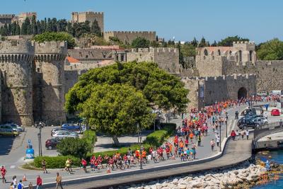 &Delta;&Epsilon;&Lambda;&Tau;&Iota;&Omicron; &Tau;&Upsilon;&Pi;&Omicron;&Upsilon; - &Omicron; &Delta;&iota;&epsilon;&theta;&nu;ή&sigmaf; &Mu;&alpha;&rho;&alpha;&theta;ώ&nu;&iota;&omicron;&sigmaf; &Rho;ό&delta;&omicron;&upsilon; &kappa;&alpha;&iota; &omicron; Radisson Blu &Delta;&iota;&epsilon;&theta;&nu;ή&sigmaf; &Mu;&alpha;&rho;&alpha;&theta;ώ&nu;&iota;&omicron;&sigmaf; &Lambda;ά&rho;&nu;&alpha;&kappa;&alpha;&sigmaf;  &alpha;&nu;&alpha;&kappa;&omicron;&iota;&nu;ώ&nu;&omicron;&upsilon;&nu; &tau;&eta;&nu; &alpha;&delta;&epsilon;&lambda;&phi;&omicron;&pi;&omicron;ί&eta;&sigma;&eta; &tau;&omicron;&upsilon;&sigmaf;