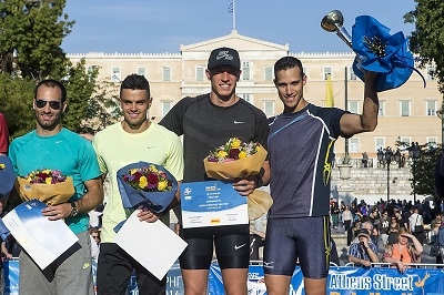 Athens Street Pole Vault &mu;&epsilon; &Phi;&iota;&lambda;&iota;&pi;&pi;ί&delta;&eta; &kappa;&alpha;&iota; ό&lambda;&omicron;&upsilon;&sigmaf; &tau;&omicron;&upsilon;&sigmaf; &kappa;&omicron;&rho;&upsilon;&phi;&alpha;ί&omicron;&upsilon;&sigmaf; &Epsilon;&lambda;&lambda;&eta;&nu;&epsilon;&sigmaf; ά&lambda;&tau;&epsilon;&sigmaf; &tau;&omicron;&upsilon; &epsilon;&pi;ί &kappa;&omicron;&nu;&tau;ώ