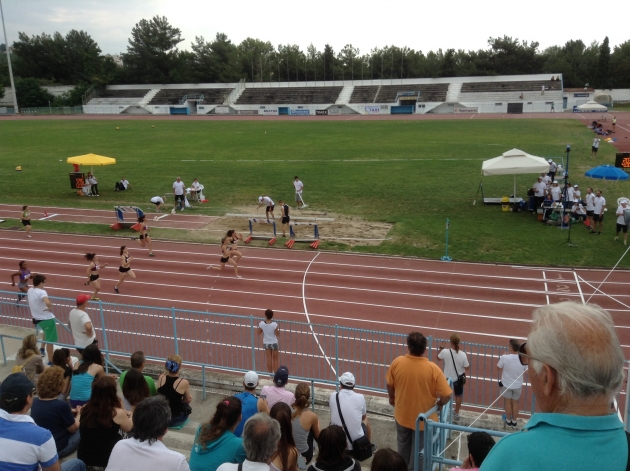 &Chi;&omega;&rho;ί&sigmaf; &epsilon;&kappa;&pi;&lambda;ή&xi;&epsilon;&iota;&sigmaf; &omicron;&lambda;&omicron;&kappa;&lambda;&eta;&rho;ώ&theta;&eta;&kappa;&epsilon; &tau;&omicron; &pi;&rho;&omega;&iota;&nu;ό &pi;&rho;ό&gamma;&rho;&alpha;&mu;&mu;&alpha; &sigma;&tau;&iota;&sigmaf; &Sigma;έ&rho;&rho;&epsilon;&sigmaf;