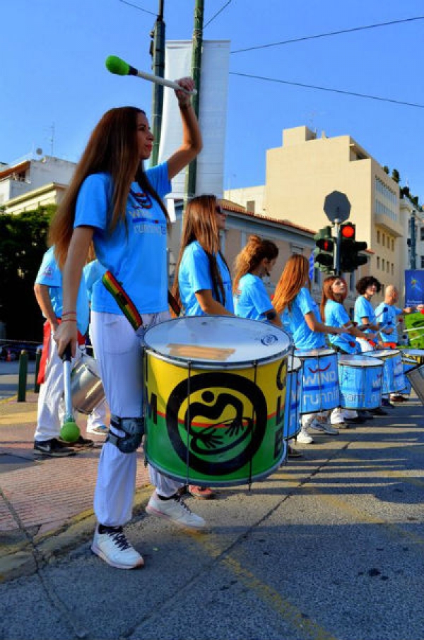 &Omicron; &mu;&omicron;&upsilon;&sigma;&iota;&kappa;ό&sigmaf; 35&omicron;&sigmaf; &Alpha;&upsilon;&theta;&epsilon;&nu;&tau;&iota;&kappa;ό&sigmaf; &Mu;&alpha;&rho;&alpha;&theta;ώ&nu;&iota;&omicron;&sigmaf;