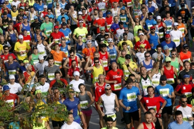 &Chi;&iota;&lambda;&iota;ά&delta;&epsilon;&sigmaf; &chi;&alpha;&mu;ό&gamma;&epsilon;&lambda;&alpha;, &mu;&epsilon;&gamma;ά&lambda;&omicron; &kappa;έ&phi;&iota; &sigma;&tau;&omicron;&nu; 34&omicron; &Alpha;&Mu;&Alpha; (&Beta;&Iota;&Nu;&Tau;&Epsilon;&Omicron;)