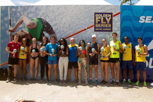 &Delta;&epsilon;&nu; &tau;&omicron;&upsilon; &beta;&gamma;ή&kappa;&epsilon; &eta; ... &rho;&omicron;&upsilon;&lambda;έ&tau;&alpha; &tau;&eta;&sigmaf; &Beta;&rho;&alpha;&zeta;&iota;&lambda;ί&alpha;&sigmaf;