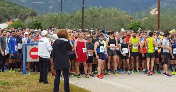 &Sigma;&tau;&iota;&sigmaf; 13 &Phi;&epsilon;&beta;&rho;&omicron;&upsilon;&alpha;&rho;ί&omicron;&upsilon; &omicron; 20&omicron;&sigmaf; &Delta;&rho;ό&mu;&omicron;&sigmaf; &Alpha;&rho;&gamma;&omicron;&lambda;&iota;&kappa;&omicron;ύ &Kappa;ό&lambda;&pi;&omicron;&upsilon;