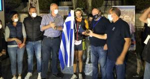 &Nu;&iota;&kappa;&eta;&tau;ή&sigmaf; &tau;&omicron;&upsilon; 39&omicron;&upsilon; &Sigma;&Pi;&Alpha;&Rho;&Tau;&Alpha;&Theta;&Lambda;&Omicron;&Nu; &omicron; &Phi;ώ&tau;&eta;&sigmaf; &Zeta;&eta;&sigma;&iota;&mu;ό&pi;&omicron;&upsilon;&lambda;&omicron;&sigmaf;, &iota;&sigma;&omicron;&phi;&alpha;&rho;ί&zeta;&omicron;&nu;&tau;&alpha;&sigmaf; έ&nu;&alpha; &alpha;&pi;ό &tau;&alpha; &rho;&epsilon;&kappa;ό&rho; &tau;&omicron;&upsilon; &Gamma;&iota;ά&nu;&nu;&eta; &Kappa;&omicron;ύ&rho;&omicron;&upsilon;