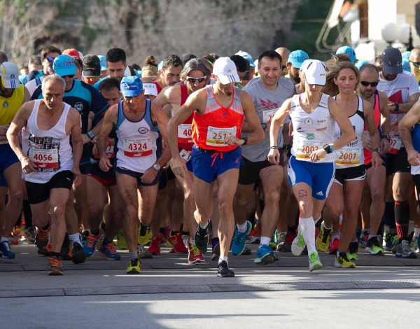 &Alpha;&nu;&omicron;&iota;&xi;&alpha;&nu; &omicron;&iota; &epsilon;&gamma;&gamma;&rho;&alpha;&phi;έ&sigmaf; &gamma;&iota;&alpha; &tau;&omicron;&nu; &Mu;&alpha;&rho;&alpha;&theta;ώ&nu;&iota;&omicron; &Nu;&alpha;&upsilon;&pi;&lambda;ί&omicron;&upsilon;
