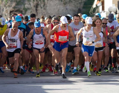 &Alpha;&nu;&omicron;&iota;&xi;&alpha;&nu; &omicron;&iota; &epsilon;&gamma;&gamma;&rho;&alpha;&phi;έ&sigmaf; &gamma;&iota;&alpha; &tau;&omicron;&nu; &Mu;&alpha;&rho;&alpha;&theta;ώ&nu;&iota;&omicron; &Nu;&alpha;&upsilon;&pi;&lambda;ί&omicron;&upsilon;