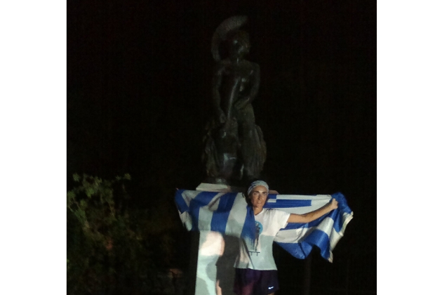 &Delta;&Epsilon;&Lambda;&Tau;&Iota;&Omicron; &Tau;&Upsilon;&Pi;&Omicron;&Upsilon; - &Eta; &upsilon;&pi;&epsilon;&rho;&alpha;&theta;&lambda;ή&tau;&rho;&iota;&alpha; &Sigma;&tau;έ&lambda;&lambda;&alpha; &Mu;&alpha;&rho;&kappa;ά&kappa;&omicron;&upsilon; &tau;&omicron;&upsilon; &Sigma;&upsilon;&lambda;&lambda;ό&gamma;&omicron;&upsilon; &Mu;&alpha;&rho;&alpha;&theta;&omega;&nu;&omicron;&delta;&rho;ό&mu;&omega;&nu; &Kappa;&rho;ή&tau;&eta;&sigmaf; &tau;&epsilon;&rho;&mu;ά&tau;&iota;&sigma;&epsilon; &tau;&omicron;&nu; &delta;&iota;&pi;&lambda;ό &Phi;&iota;&delta;&iota;&pi;&pi;ί&delta;&epsilon;&iota;&omicron; &alpha;&gamma;ώ&nu;&alpha; 500 &chi;&lambda;&mu; &sigma;&tau;&eta;&nu; &delta;&iota;&alpha;&delta;&rho;&omicron;&mu;ή &Alpha;&theta;ή&nu;&alpha;-&Sigma;&pi;ά&rho;&tau;&eta;-&Alpha;&theta;ή&nu;&alpha;