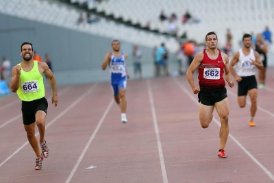 &Sigma;&omicron;&phi;ί&alpha; &Upsilon;&phi;&alpha;&nu;&tau;ί&delta;&omicron;&upsilon;, &Pi;&alpha;&nu;&alpha;&gamma;&iota;ώ&tau;&eta;&sigmaf; &Mu;ά&nu;&tau;&eta;&sigmaf; &kappa;&alpha;&iota; &Sigma;&tau;έ&lambda;&lambda;&alpha; &Tau;&zeta;&iota;&kappa;&alpha;&nu;&omicron;ύ&lambda;&alpha; &sigma;&tau;&eta; &mu;ά&chi;&eta; &tau;&omega;&nu; &sigma;&upsilon;&nu;&theta;έ&tau;&omega;&nu;
