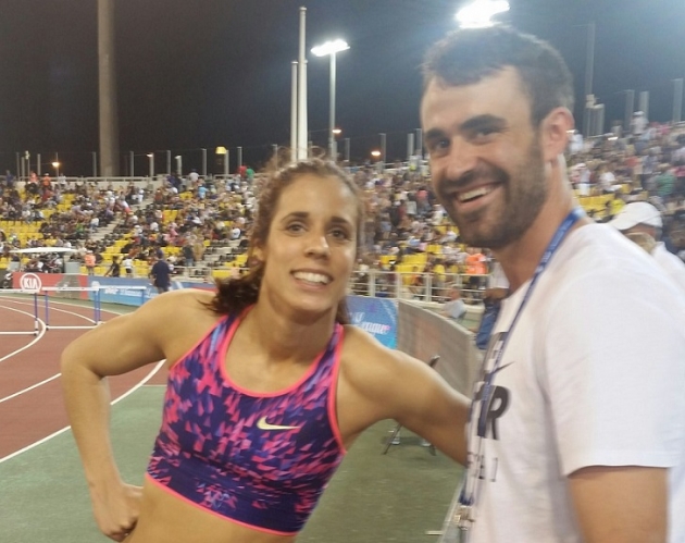 &Sigma;&tau;&epsilon;&phi;&alpha;&nu;ί&delta;&eta; ... έ&tau;&omicron;&iota;&mu;&eta; &gamma;&iota;&alpha; &mu;&epsilon;&gamma;ά&lambda;&alpha; &pi;&rho;ά&gamma;&mu;&alpha;&tau;&alpha;