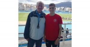 &Tau;&omicron; &Delta;.&Sigma;. &tau;&omicron;&upsilon; &Alpha;.&Sigma; &Pi;&Upsilon;&Rho;&Rho;&Omicron;&Upsilon; &Alpha;&Rho;&Tau;&Alpha;&Sigma; &sigma;&upsilon;&gamma;&chi;&alpha;ί&rho;&epsilon;&iota; &tau;&omicron;&upsilon;&sigmaf; &alpha;&theta;&lambda;&eta;&tau;έ&sigmaf; &kappa;&alpha;&iota; &alpha;&theta;&lambda;ή&tau;&rho;&iota;&epsilon;&sigmaf; &tau;&omicron;&upsilon;