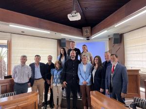 &Delta;&rho;ό&mu;&epsilon;&iota;&alpha; 2024: &Mu;&epsilon; &sigma;&tau;ό&chi;&omicron; &tau;&omicron; &laquo;Gold&raquo;