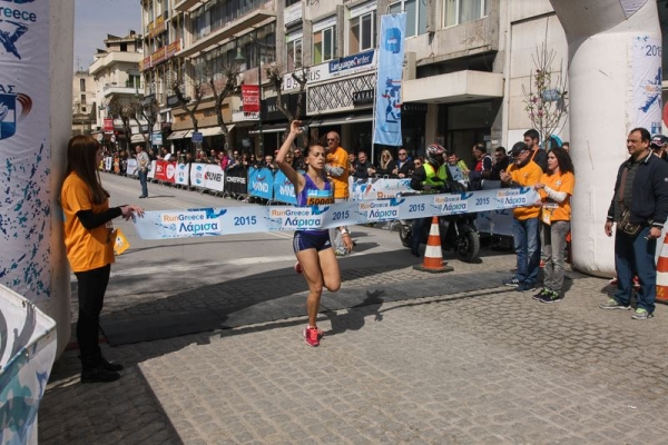 &Epsilon;&sigma;&kappa;&iota;&lambda;&sigma;&tau;&omicron;ύ&nu;&alpha; 2015: &Omicron;&gamma;&delta;&omicron;&eta; &eta; &Mu;&alpha;&rho;&iota;&nu;ά&kappa;&omicron;&upsilon; &sigma;&tau;&alpha; 3.000 &mu;.
