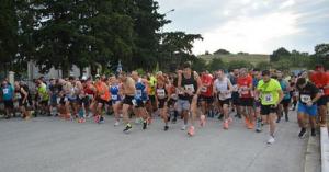 &Alpha;&upsilon;&lambda;&alpha;ί&alpha; έ&pi;&epsilon;&sigma;&epsilon; &sigma;&tau;&omicron;&nu; 6&omicron; &Alpha;&gamma;ώ&nu;&alpha; &Delta;&rho;ό&mu;&omicron;&upsilon; ''&Tau;&omicron; &Pi;έ&rho;&alpha;&sigma;&mu;&alpha; &tau;&omicron;&upsilon; &Alpha;&pi;&omicron;&sigma;&tau;ό&lambda;&omicron;&upsilon; &Pi;&alpha;ύ&lambda;&omicron;&upsilon;" &mu;&epsilon; &tau;&eta;&nu; &beta;&rho;ά&beta;&epsilon;&upsilon;&sigma;&eta; ό&lambda;&omega;&nu; &tau;&omega;&nu; &theta;&epsilon;&sigma;&mu;&iota;&kappa;ώ&nu; &phi;&omicron;&rho;έ&omega;&nu; &pi;&omicron;&upsilon; &sigma;&upsilon;&nu;έ&beta;&alpha;&lambda;&alpha;&nu; &sigma;&tau;&eta;&nu; &epsilon;&pi;&iota;&tau;&upsilon;&chi;ί&alpha; &tau;&omicron;&upsilon;