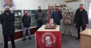 &Mu;&epsilon; &mu;έ&tau;&rho;&alpha; &alpha;&sigma;&phi;&alpha;&lambda;&epsilon;ί&alpha;&sigmaf; &alpha;&lambda;&lambda;ά &kappa;&alpha;&iota; &alpha;&iota;&sigma;&iota;&omicron;&delta;&omicron;&xi;ί&alpha; &eta; &kappa;&omicron;&pi;ή &tau;&eta;&sigmaf; &Pi;&rho;&omega;&tau;&omicron;&chi;&rho;&omicron;&nu;&iota;ά&tau;&iota;&kappa;&eta;&sigmaf; &Pi;ί&tau;&alpha;&sigmaf; &tau;&omicron;&upsilon; &Alpha;.&Pi;.&Sigma;. &Delta;&rho;&omicron;&mu;έ&omega;&nu; &Nu;. &Pi;&iota;&epsilon;&rho;ί&alpha;&sigmaf; &laquo;&Zeta;&Epsilon;&Upsilon;&Sigma;&raquo;