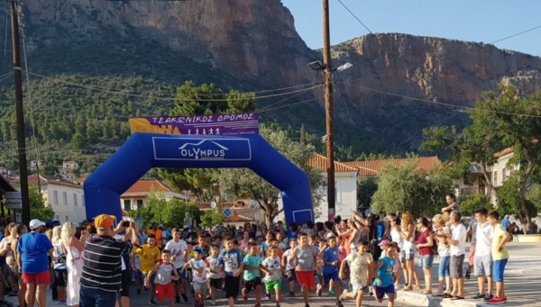 &Delta;&Epsilon;&Lambda;&Tau;&Iota;&Omicron; &Tau;&Upsilon;&Pi;&Omicron;&Upsilon; - &Mu;&epsilon; &delta;ύ&omicron; &delta;&rho;&omicron;&mu;&epsilon;ί&sigmaf; &omicron; &Sigma;&Delta;&Upsilon; &Mu;&epsilon;&sigma;&sigma;&eta;&nu;ί&alpha;&sigmaf; &sigma;&tau;&omicron; &Tau;&sigma;&alpha;&kappa;ώ&nu;&iota;&kappa;&omicron; &Alpha;&gamma;ώ&nu;&alpha; &tau;&omicron;&upsilon; &Lambda;&epsilon;&omega;&nu;&iota;&delta;ί&omicron;&upsilon;