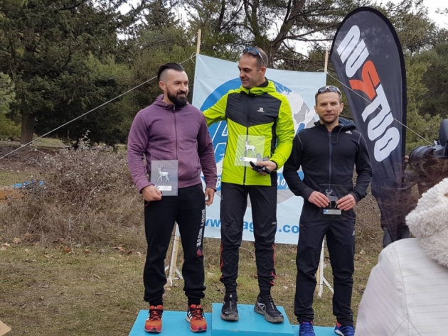 &Delta;&Epsilon;&Lambda;&Tau;&Iota;&Omicron; &Tau;&Upsilon;&Pi;&Omicron;&Upsilon; - &Mu;&epsilon; &Gamma;&iota;ώ&rho;&gamma;&omicron; &Pi;&alpha;&tau;&epsilon;&rho;ά&kappa;&eta; &omicron; &Sigma;&Delta;&Upsilon; &Mu;&epsilon;&sigma;&sigma;&eta;&nu;ί&alpha;&sigmaf; &sigma;&tau;&omicron; 3&deg; &Epsilon;&lambda;ά&phi;&iota; &Beta;&alpha;&rho;&upsilon;&pi;ό&mu;&pi;&eta;&sigmaf;