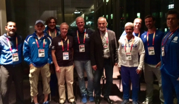 &Lambda;&omicron;&nu;&delta;ί&nu;&omicron; 2017: Έ&tau;&omicron;&iota;&mu;&eta; &eta; &epsilon;&lambda;&lambda;&eta;&nu;&iota;&kappa;ή &omicron;&mu;ά&delta;&alpha; &gamma;&iota;&alpha; &tau;&eta;&nu; έ&nu;&alpha;&rho;&xi;&eta; &tau;&omega;&nu; &alpha;&gamma;ώ&nu;&omega;&nu;