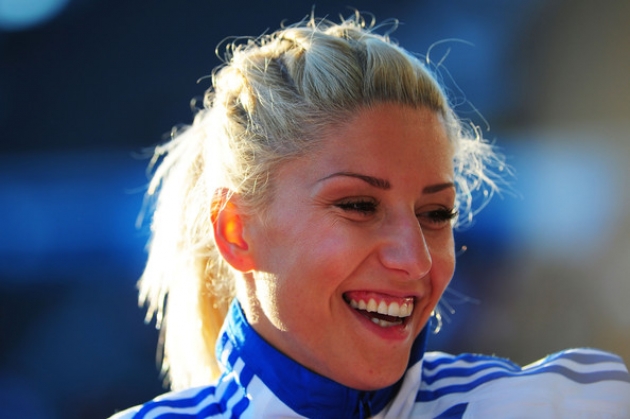 &Sigma;&tau;&alpha; 13,31 &mu;. &eta; &Pi;&alpha;&pi;&alpha;&chi;&rho;ή&sigma;&tau;&omicron;&upsilon; &sigma;&tau;&eta; &Mu;&alpha;&delta;&rho;ί&tau;&eta;