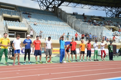 &Sigma;&tau;&omicron; &Lambda;&alpha;&nu;&tau;ά&omicron;&upsilon; &omicron; &Phi;&iota;&lambda;&iota;&pi;&pi;ί&delta;&eta;&sigmaf;, &sigma;&tau;&omicron; &Mu;&pi;&alpha;&kappa;&omicron;ύ &omicron; &Mu;ά&sigma;&tau;&omicron;&rho;&alpha;&sigmaf;