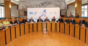 &Tau;&omicron; Run Greece &tau;&eta;&sigmaf; &Lambda;ά&rho;&iota;&sigma;&alpha;&sigmaf; &pi;&rho;&omega;&tau;&omicron;&pi;&omicron;&rho;&epsilon;ί