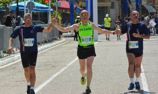 &Delta;&Epsilon;&Lambda;&Tau;&Iota;&Omicron; &Tau;&Upsilon;&Pi;&Omicron;&Upsilon; &ndash; &Sigma;&upsilon;&gamma;&chi;&alpha;&rho;&eta;&tau;ή&rho;&iota;&alpha; &alpha;&nu;&alpha;&kappa;&omicron;ί&nu;&omega;&sigma;&eta; &tau;&omicron;&upsilon; &Sigma;&upsilon;&lambda;&lambda;ό&gamma;&omicron;&upsilon; &Delta;&rho;&omicron;&mu;έ&omega;&nu; &Upsilon;&gamma;&epsilon;ί&alpha;&sigmaf; &Pi;ά&tau;&rho;&alpha;&sigmaf; &gamma;&iota;&alpha; &tau;&eta;&nu; &sigma;&upsilon;&mu;&mu;&epsilon;&tau;&omicron;&chi;ή &sigma;&tau;&omicron;&nu; 70&omicron; &Delta;&rho;ό&mu;&omicron; &Theta;&upsilon;&sigma;ί&alpha;&sigmaf;