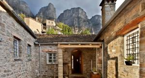 &Delta;&Epsilon;&Lambda;&Tau;&Iota;&Omicron; &Tau;&Upsilon;&Pi;&Omicron;&Upsilon; - To &xi;&epsilon;&nu;&omicron;&delta;&omicron;&chi;&epsilon;ί&omicron; &tau;&omicron;&upsilon; &Kappa;ώ&sigma;&tau;&alpha; &Kappa;&epsilon;&nu;&tau;έ&rho;&eta; &psi;&eta;&phi;ί&sigma;&tau;&eta;&kappa;&epsilon; &omega;&sigmaf; &tau;&omicron; &kappa;&alpha;&lambda;ύ&tau;&epsilon;&rho;&omicron; &Iota;&sigma;&tau;&omicron;&rho;&iota;&kappa;ό &xi;&epsilon;&nu;&omicron;&delta;&omicron;&chi;&epsilon;ί&omicron; &tau;&eta;&sigmaf; &Epsilon;&upsilon;&rho;ώ&pi;&eta;&sigmaf;