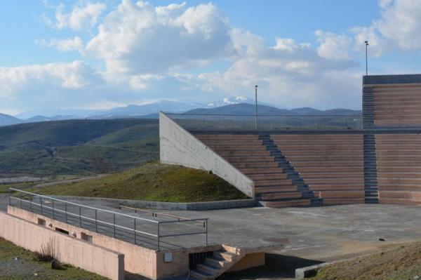 1&omicron;&sigmaf; &alpha;&gamma;ώ&nu;&alpha;&sigmaf; &lambda;ό&phi;&omicron;&upsilon; &Mu;&alpha;&upsilon;&rho;&omicron;&beta;&omicron;&upsilon;&nu;ί&omicron;&upsilon; &Sigma;&kappa;ύ&delta;&rho;&alpha;&sigmaf;
