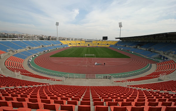 &Sigma;&tau;&iota;&sigmaf; 30 &Mu;&alpha;ΐ&omicron;&upsilon; &tau;&alpha; "6&alpha; &Zeta;&alpha;&chi;&alpha;&rho;&iota;ά&delta;&epsilon;&iota;&alpha;" &sigma;&tau;&eta; &Theta;&epsilon;&sigma;&sigma;&alpha;&lambda;&omicron;&nu;ί&kappa;&eta;