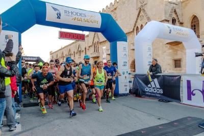 &Delta;&Epsilon;&Lambda;&Tau;&Iota;&Omicron; &Tau;&Upsilon;&Pi;&Omicron;&Upsilon; - B&rho;&alpha;&beta;&epsilon;ί&alpha; &gamma;&iota;&alpha; &tau;&iota;&sigmaf; &omicron;&mu;&alpha;&delta;&iota;&kappa;έ&sigmaf; &sigma;&upsilon;&mu;&mu;&epsilon;&tau;&omicron;&chi;έ&sigmaf; &sigma;&tau;&omicron;&nu; 5&omicron; &Delta;&iota;&epsilon;&theta;&nu;ή &Mu;&alpha;&rho;&alpha;&theta;ώ&nu;&iota;&omicron; &Rho;ό&delta;&omicron;&upsilon;