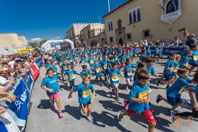 &Mu;&epsilon; &sigma;&upsilon;&nu;έ&nu;&tau;&epsilon;&upsilon;&xi;&eta; &alpha;&nu;&omicron;ί&gamma;&epsilon;&iota; &eta; &alpha;&upsilon;&lambda;&alpha;ί&alpha; &gamma;&iota;&alpha; &tau;&omicron; 6&omicron; RunGreece 2018