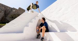 &Tau;&omicron; Red Bull Art of Motion &alpha;&lambda;&lambda;ά&zeta;&epsilon;&iota; &mu;&omicron;&rho;&phi;ή &kappa;&alpha;&iota; &sigma;&epsilon; &kappa;&alpha;&lambda;&epsilon;ί &sigma;&epsilon; έ&nu;&alpha;&nu; &nu;έ&omicron; &epsilon;&pi;ί&gamma;&epsilon;&iota;&omicron; &pi;&alpha;&rho;ά&delta;&epsilon;&iota;&sigma;&omicron; &tau;&omicron;&upsilon; freerunning