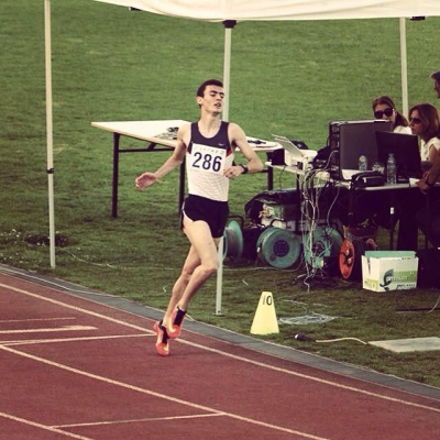 &Omicron; &Alpha;&nu;έ&sigma;&tau;&eta;&sigmaf; &Pi;&alpha;&pi;&omicron;ύ&lambda;&iota;&alpha;&sigmaf; &alpha;&nu;&alpha;&kappa;&omicron;ί&nu;&omega;&sigma;&epsilon; &tau;&eta;&nu; &sigma;&upsilon;&nu;&epsilon;&rho;&gamma;&alpha;&sigma;ί&alpha; &mu;&epsilon; &tau;&omicron;&nu; Vittorio Di Saverio