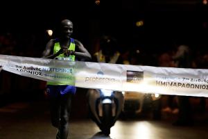 &Delta;&Epsilon;&Lambda;&Tau;&Iota;&Omicron; &Tau;&Upsilon;&Pi;&Omicron;&Upsilon; - &Omicron; &laquo;&Nu;&upsilon;&chi;&tau;&epsilon;&rho;&iota;&nu;ό&sigmaf;&raquo; &tau;&omega;&nu; &rho;&epsilon;&kappa;ό&rho; &phi;ώ&tau;&iota;&sigma;&epsilon; &xi;&alpha;&nu;ά &tau;&eta; &Theta;&epsilon;&sigma;&sigma;&alpha;&lambda;&omicron;&nu;ί&kappa;&eta; &kappa;&alpha;&iota; &chi;ά&rho;&iota;&sigma;&epsilon; &epsilon;&mu;&pi;&epsilon;&iota;&rho;ί&epsilon;&sigmaf; &zeta;&omega;ή&sigmaf; &sigma;&epsilon; 18.000 &delta;&rho;&omicron;&mu;&epsilon;ί&sigmaf;!