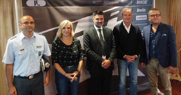 &Pi;&epsilon;&rho;&iota;&sigma;&sigma;ό&tau;&epsilon;&rho;&omicron;&iota; &alpha;&pi;ό 5.000 &delta;&rho;&omicron;&mu;&epsilon;ί&sigmaf; &sigma;&tau;&eta;&nu; &epsilon;&kappa;&kappa;ί&nu;&eta;&sigma;&eta; &tau;&omicron;&upsilon; Ioannina Lake Run